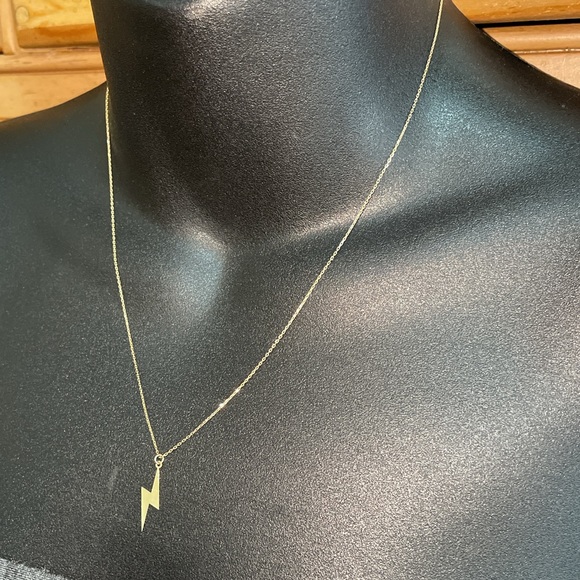 Solid Stamped 10K Yellow Gold Lightning Pendant Bolt Necklace (not 14K) Vintage - Picture 9 of 10